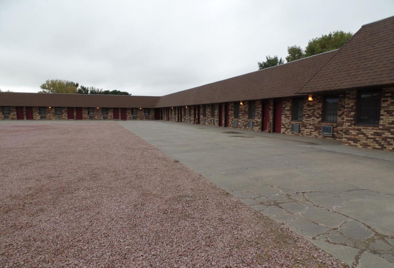 Inn Dakota Country Platte
